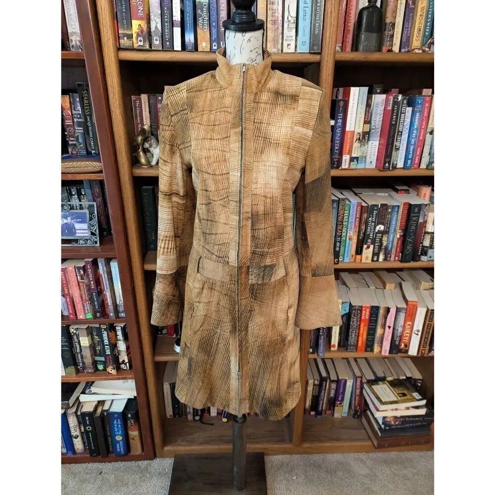 Vintage Minorama International Leatherwear Women’s 38 3/4 length coat